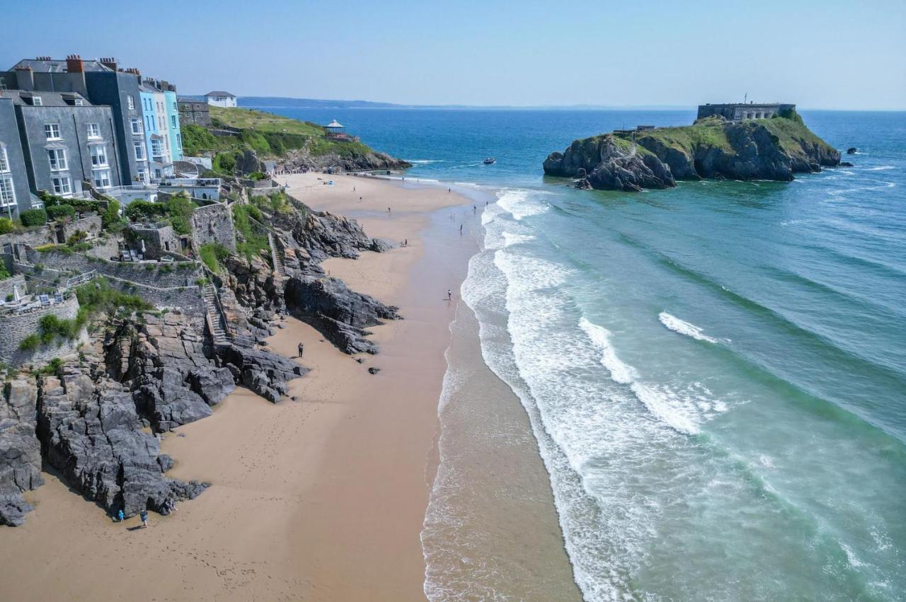 Croft Court - 1 Bedroom Apartment - Tenby Exteriör bild