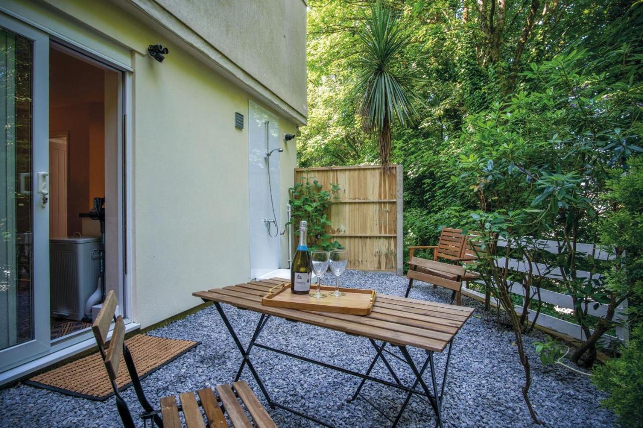 Croft Court - 1 Bedroom Apartment - Tenby Exteriör bild